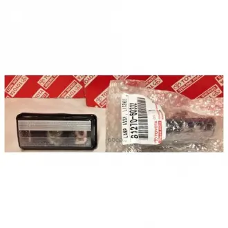 Подсветка номерного знака TOYOTA 8127060332