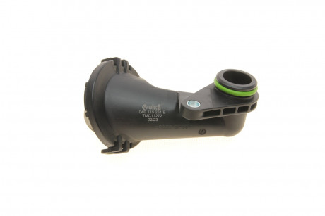 Патрубок пластиковый Skoda Octavia (12 -) / VW Jetta (11 -) / Audi A3 (12 -) / Seat Leon VIKA 11151787001