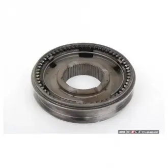Ступиця 1/2 передачі VAG 02M311239G