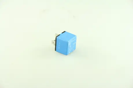 Реле (24V, 30A) DAF 65 CF, 75, 75 CF, 85, 85 CF, CF 65, CF 75, CF 85, SB, XF 105, XF 95 IVECO EUROCARGO I-III, EUROFIRE II, EUROSTAR, EUROTECH MP, EUROTECH MT, EUROTRAKKER, MAGIRUS, P/PA 10.75- DT 681036