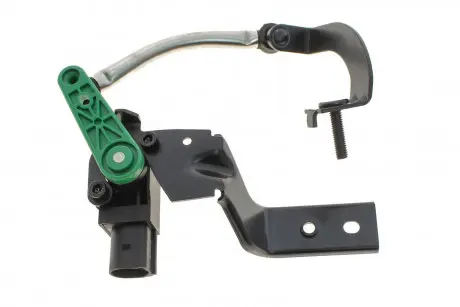 Фото 1 - датчик уровня кузова передний левый Skoda Octavia (12-)/VW Golf (12-),Tiguan (16-) VIKA 94120000201 Датчик уровня кузова передний левый Skoda Octavia (12-)/VW Golf (12-),Tiguan (16-) VIKA 94120000201 (фото 1)