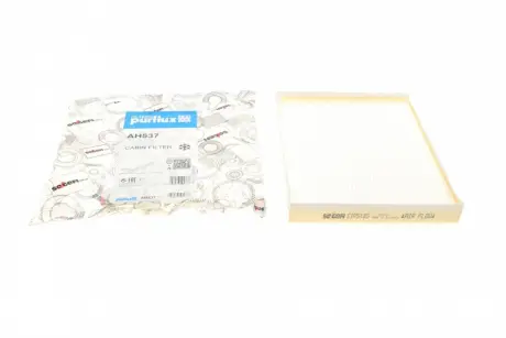 Воздушный фильтр салона Purflux AH537