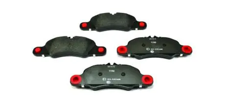 Тормозные колодки дисковые комплект; передняя. HELLA 8DB355013801