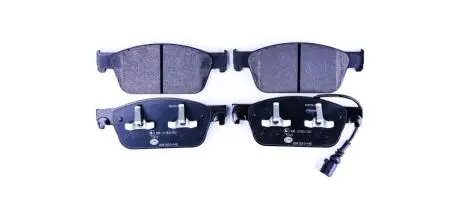Тормозные колодки дисковые комплект; передняя. HELLA 8DB355014981