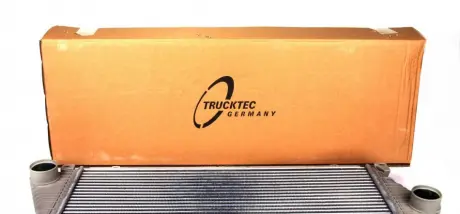 Радиатор интеркулера Trucktec automotive 02.40.169