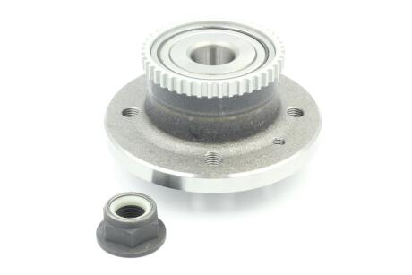 Підшипник маточини зад Laguna I 93-01 (+Кільце ABS/132,8) NFC Europe NFH5466