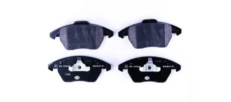 Комплект тормозных колодок HELLA 8DB 355 011-811