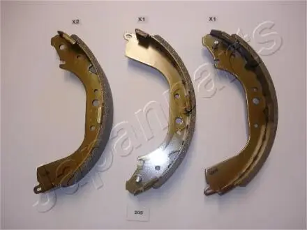 TOYOTA Щеки тормозные Landcruiser JAPANPARTS GF-205AF