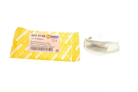 Повторитель поворотов на зеркале Renault Logan/Sandero 13-Пр.. AUTOTECHTEILE 503 0148