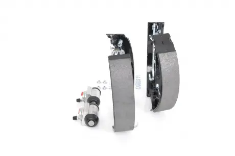 Комплект бараб.колодки+цилиндр BOSCH 0204114896