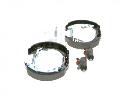 SUPERPRO Р/к заднего тормоза (колодки+2цил.+установ. к-т) CITROEN Berlingo PEUGEOT RENAULT BOSCH 0204114556