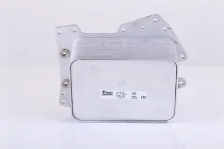 Радіатор масляний NISSENS 91279