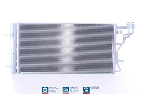Радіатор кондиціонера First Fit NISSENS 940831 (фото 1)