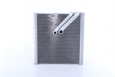 Випарник кондиціонера NISSENS 92409