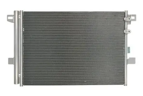 Радіатор кондиціонера THERMOTEC KTT110726 (фото 1)