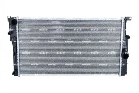 Радіатор охолодження двигуна NRF 550295