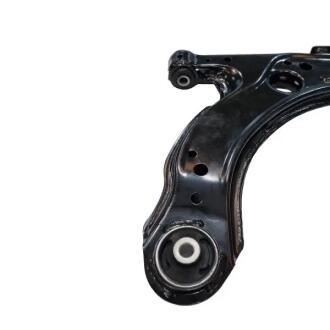 Важіль передній R (з кульовою) Audi A3 96-06 VW Seat Skoda CTR CQ0346Y