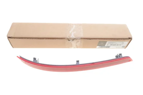 Світловідбивач бампера (заднього) MB M-class (W166) 11-15 (L) MERCEDES-BENZ 1668200074