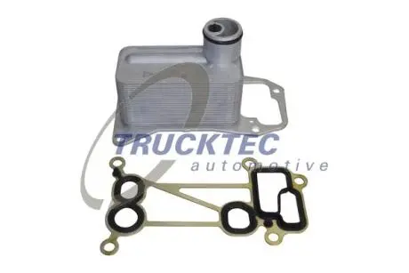 Охолоджувач оливи Trucktec automotive 08.18.063