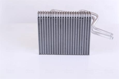 Испаритель NISSENS 92215