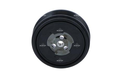 Шків компресора кондиціонера BMW 1 (E87)/3 (E90) 04-11 M47/N47/M57 NRF 380057