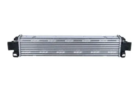 Радіатор інтеркулера Audi A4/A6/Q5 18- NRF 309085