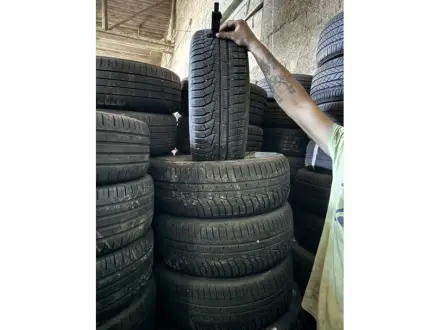 R16 Зима 215/60R16 99H Hankook Winter ICept Evo2 W320 4517 6,3/5,5мм Шини БУ 174588