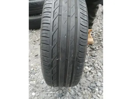 R16 Літо 215/60R16 95V Bridgestone Turanza T001 0118 5,8мм Шини БУ 181719