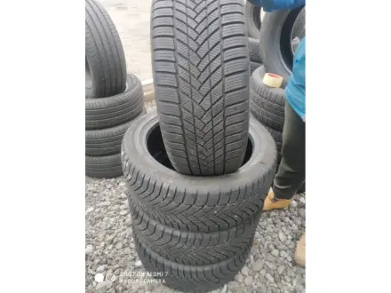 R18 Зима 235/45R18 98V Matador MP 93 Nordicca 3021 8мм Шини БУ 181716