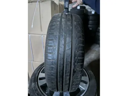 R15 Літо 185/55R15 82H Goodyear EfficientGrip 4417 7мм Шини БУ 171723