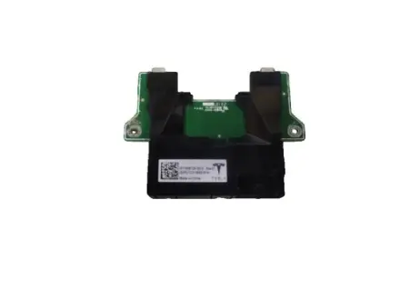 Блок электронный управления USB в заднюю консоль Type-C Model 3 18-, Model Y 20- Б.У. TESLA 1546129-00-D