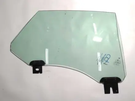 Стекло двери задней R Model S 12-16 Б.У. TESLA 6006571-00-D