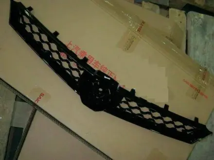 Верхняя решетка радиатора MG6 Aftermarket 10011597