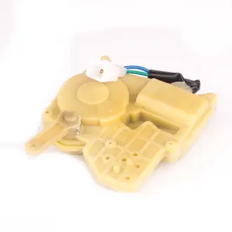 Привод замка двери передней R Geely CK/CK2/ Aftermarket 1068020088