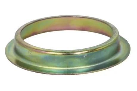 Втулка маточини колеса JOHN DEERE 100, 110, 1040, 1120, 1130, 1140, 1550, 1630, 1640, 1750, 1830, 1840, 1850, 1950, 200, 210, 240, 250, 2020, 2030, 2040, 2120, 2130, 2140, 2150 2WD, 2150 4WD BTA B062222