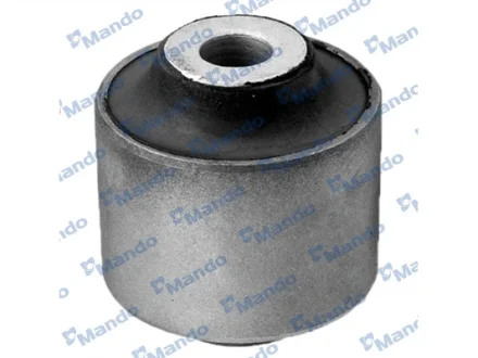 Фото 1 - сайлентблок важеля VW AMAROK передн. ниж MANDO MCC015639 Сайлентблок важеля VW AMAROK передн. ниж MANDO MCC015639 (фото 1)