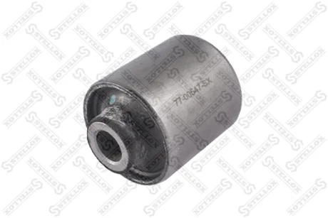 Сайлентблок заднього поперечного важеля STELLOX 7700547SX