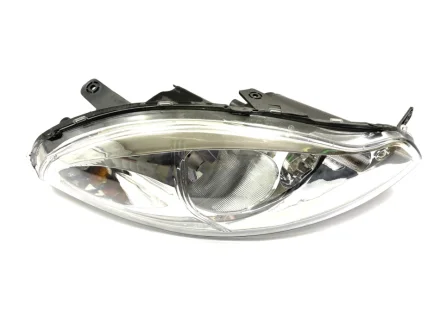 Фара передня R Chery Kimo KLM KLM AutoParts S12-3772020