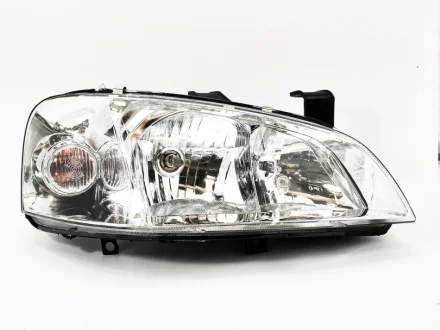 Фара передня L Chery Amulet KLM KLM AutoParts A15-3772010BA