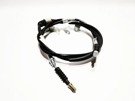 Трос ручного гальма L Geely EC7 / EC7RV KLM KLM AutoParts 1064001076