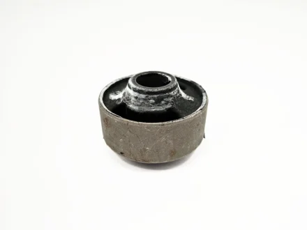 Сайлентблок важеля переднього задній Chery Amulet / Forza / Karry KLM KLM AutoParts A11-2909050