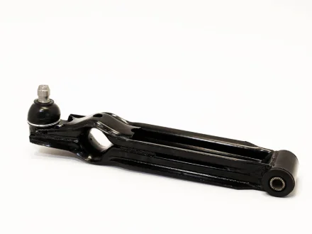 Фото 1 - важіль передній Chery QQ KLM KLM AutoParts S11-2909010 Важіль передній Chery QQ KLM KLM AutoParts S11-2909010 (фото 1)