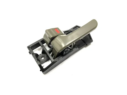 Ручка внутрішня двері передньої/задньої L Chery Tiggo KLM KLM AutoParts T11-6105130