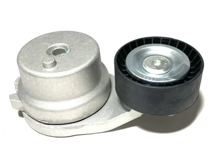 Ролик ременя генератора (з натяжителем) Chery Tiggo KLM KLM AutoParts S12-8111200