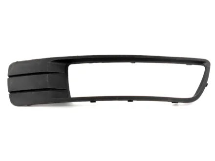 Решітка фари противотуманной R Geely EC-7 KLM KLM AutoParts 1068001653