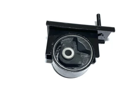 Подушка двигуна задня Chery Tiggo KLM KLM AutoParts T11-1001710