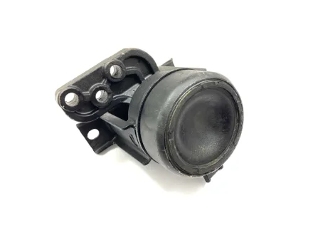 Подушка двигуна R 1.6/1.8 Chery Tiggo KLM KLM AutoParts T11-1001310BA