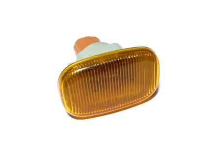 Повторювач повороту в крило Chery Tiggo KLM AutoParts T11-3731010