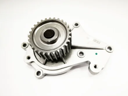 Насос водяний Chery KLM KLM AutoParts 484J-1307010