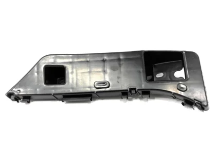 Кронштейн бампера переднього L Geely EC-7RV KLM KLM AutoParts 1068020532